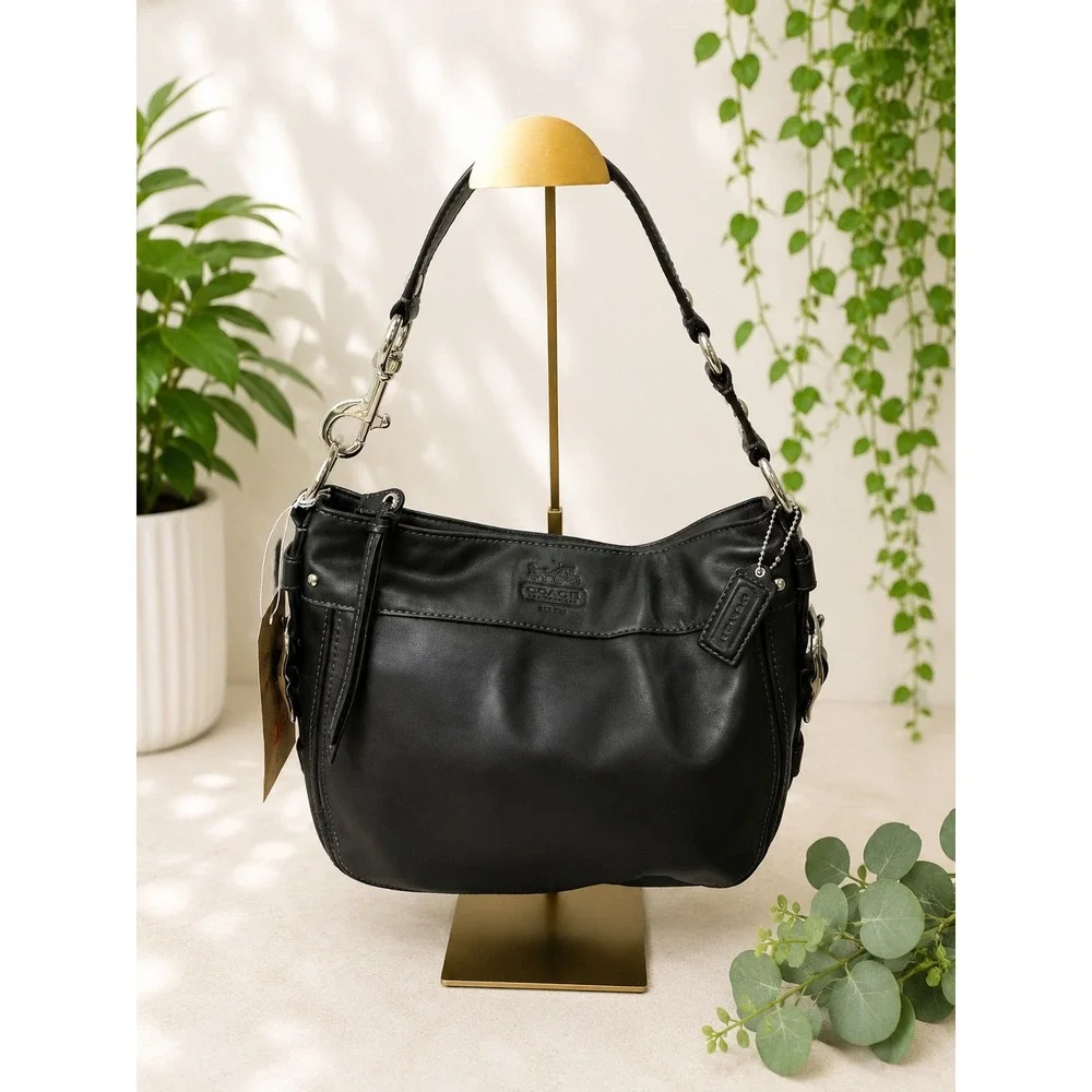 C209 Coach Zoe shoulder bag